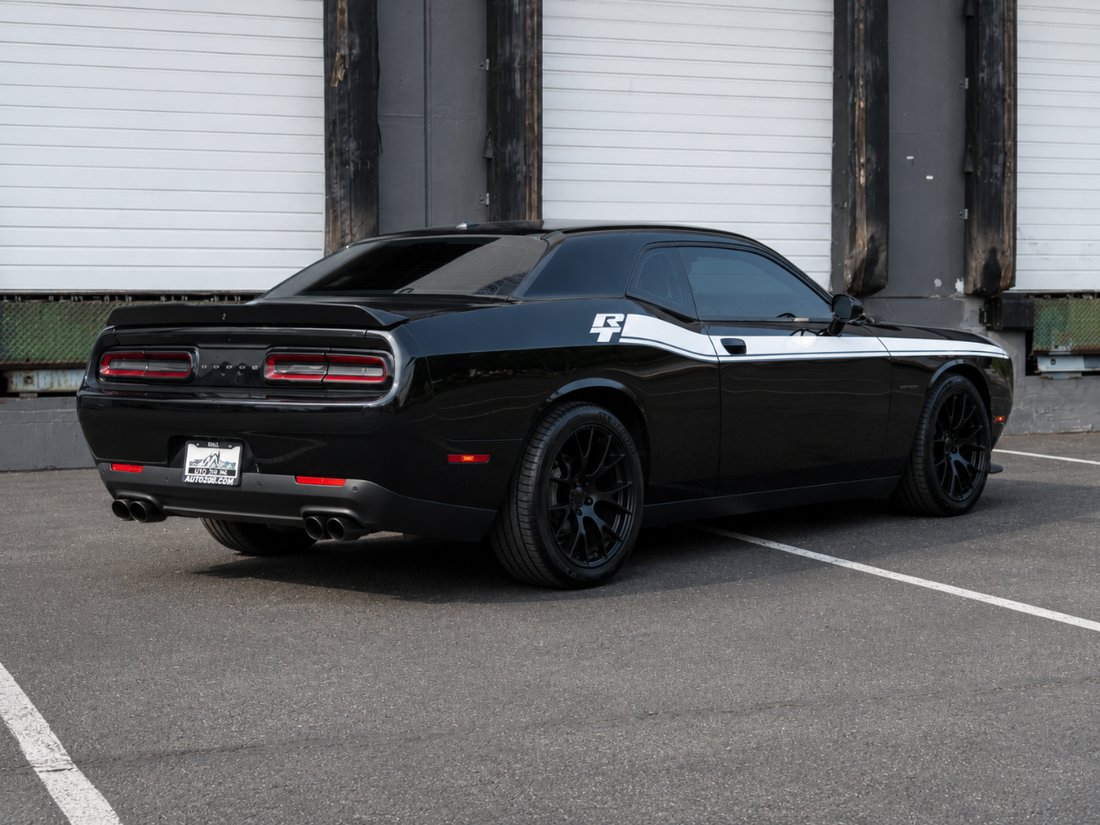 Coupe in Kent, WA, United States 3 - 18615830