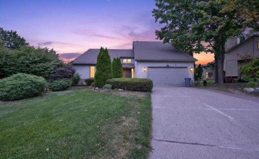 House in Farmington Hills, Michigan, United States 1