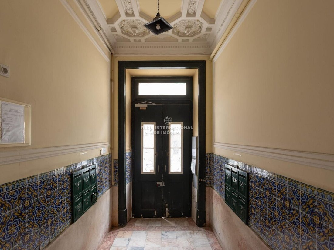 Apartment in Campo de Ourique, Lisbon, Portugal 5 - 17902696