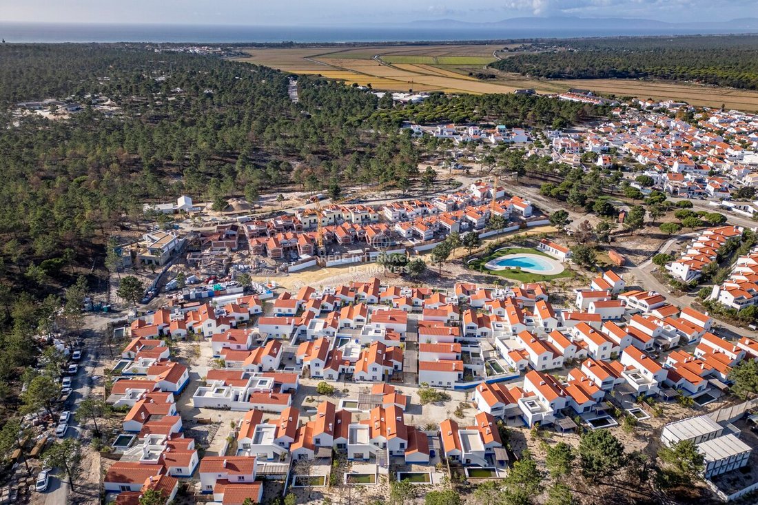 Apartment in Carvalhal, Setubal, Portugal 3 - 17500353