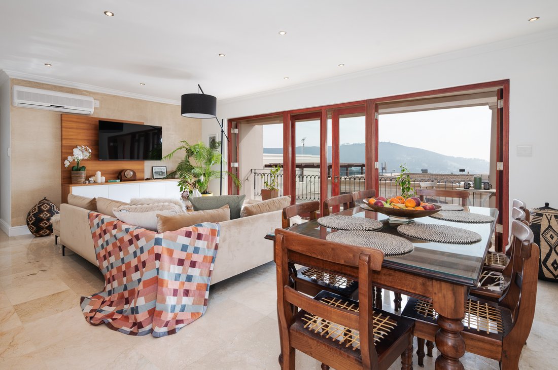 Condo in Oranjezicht, Cape Town, South Africa 4 - 18618020