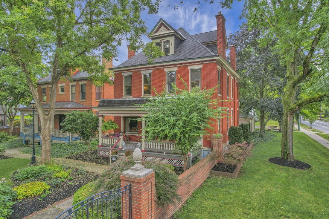 Condo in Columbus, Ohio, United States 1 - 18618416