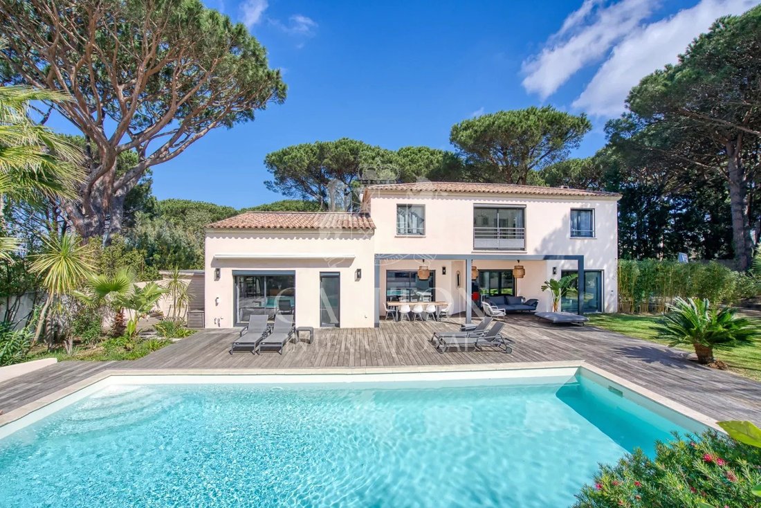 Villa in Gassin, Provence-Alpes-Côte d'Azur, France 3 - 18617747