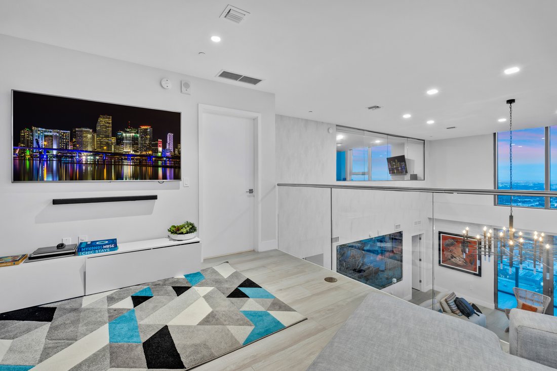 Condo in Miami, Florida, United States 2 - 18615903