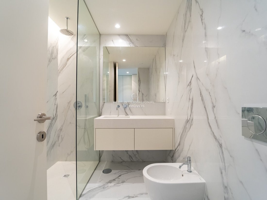 Apartment in Lordelo do Ouro e Massarelos, Porto District, Portugal 5 - 17546710