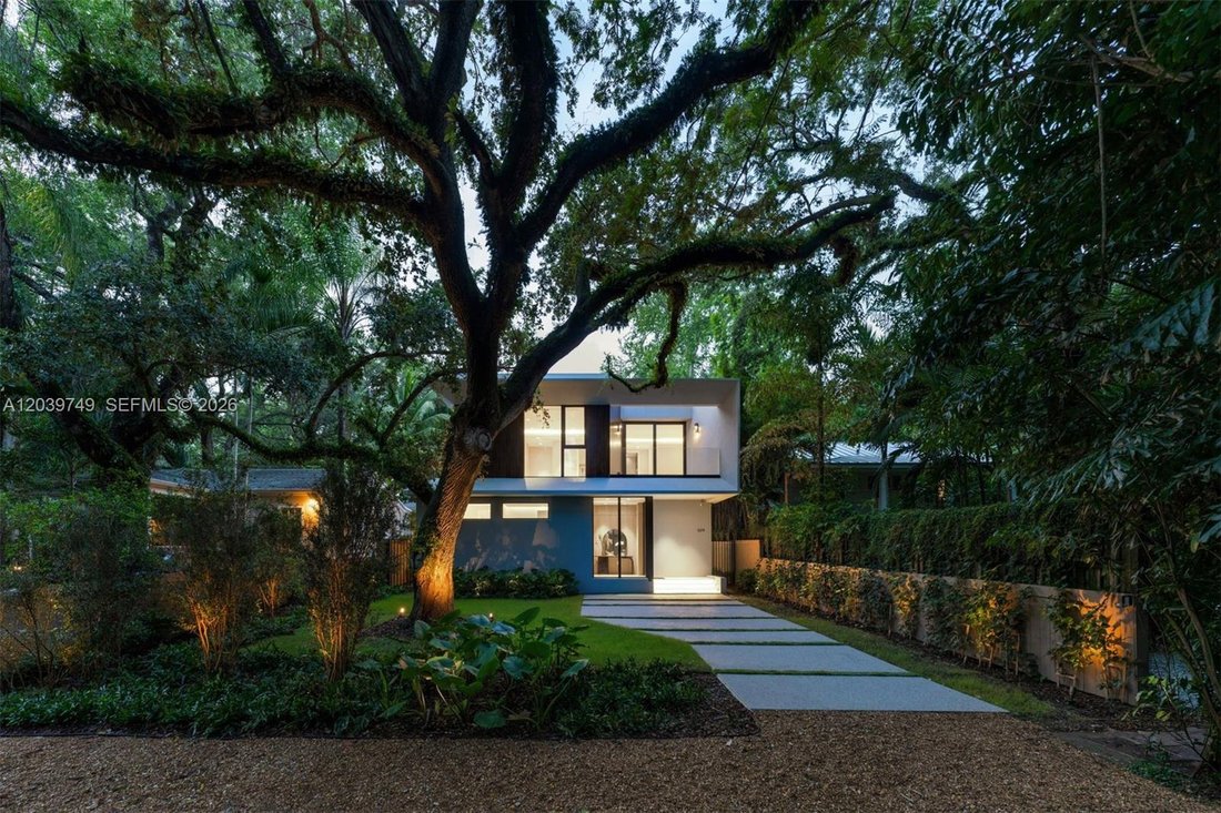 House in Miami, Florida, United States 1 - 18353271