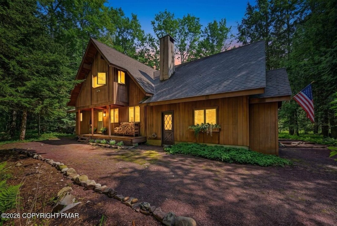 House in Pocono Pines, Pennsylvania, United States 1 - 18620589