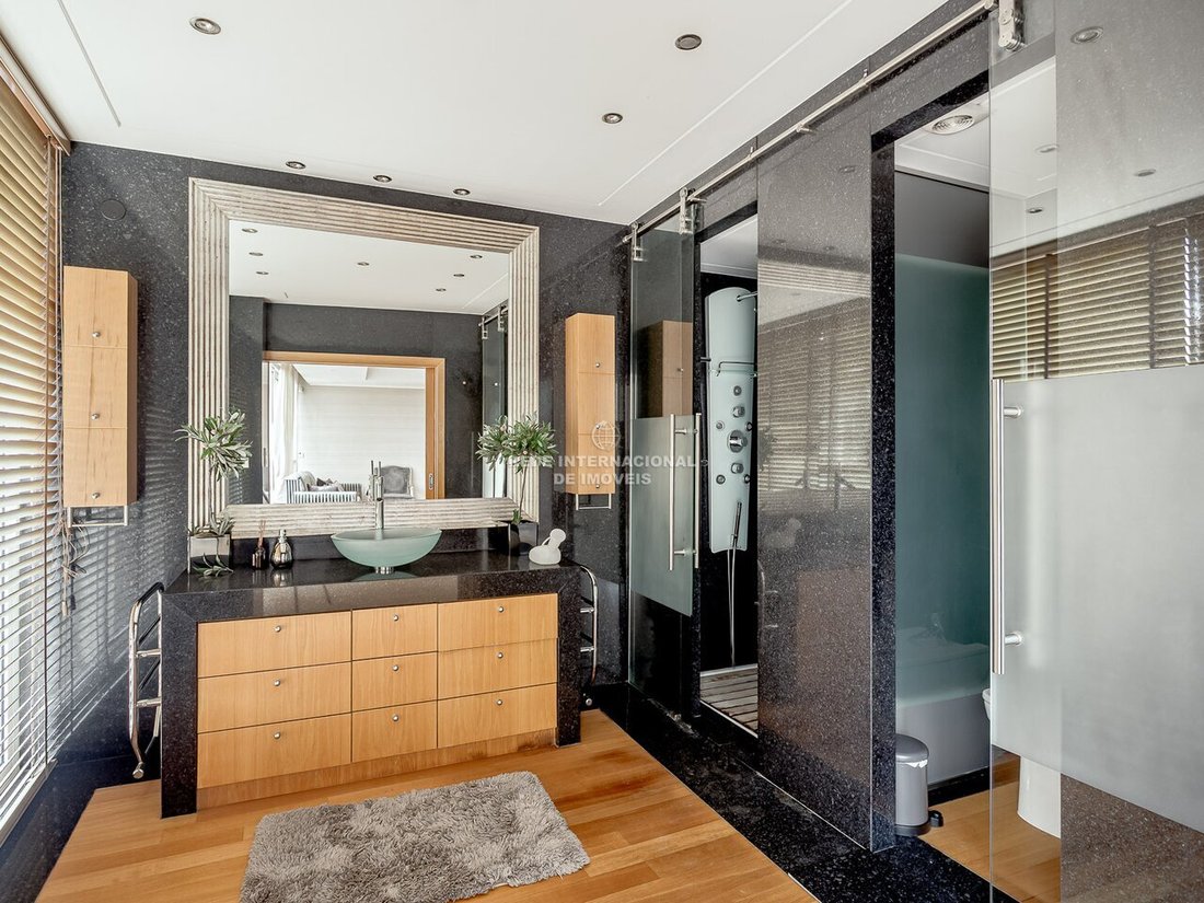 Apartment in Alges, Lisbon, Portugal 5 - 17803010
