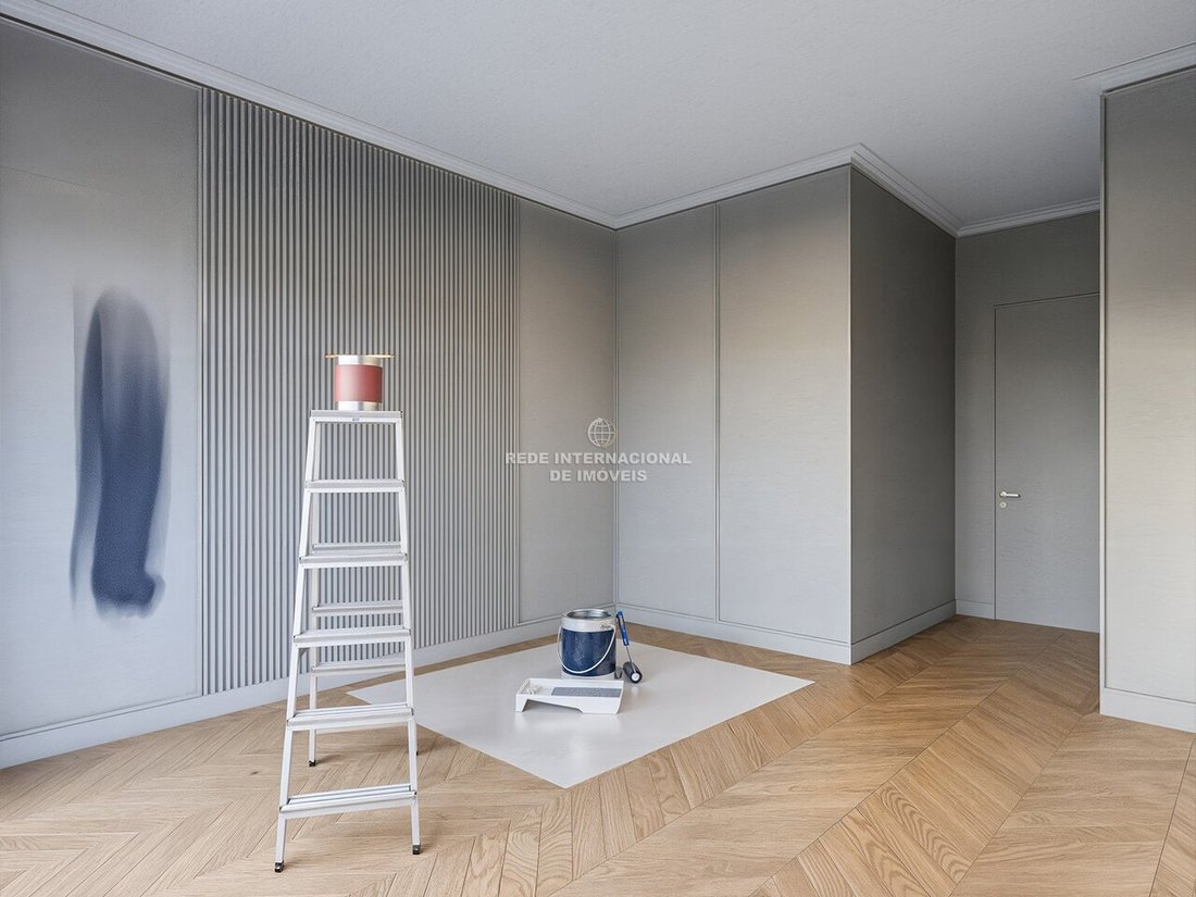 Apartment in Avenidas Novas, Lisbon, Portugal 2 - 17803953