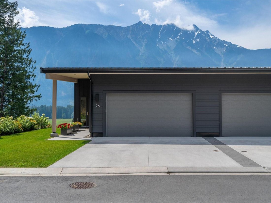 Pemberton, British Columbia, Canada 3 - 18623713