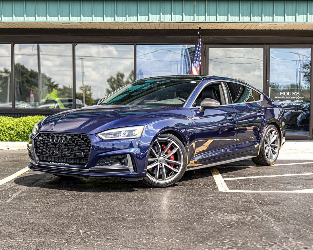 Sedan in Frankfort, IL, United States 5 - 18582184