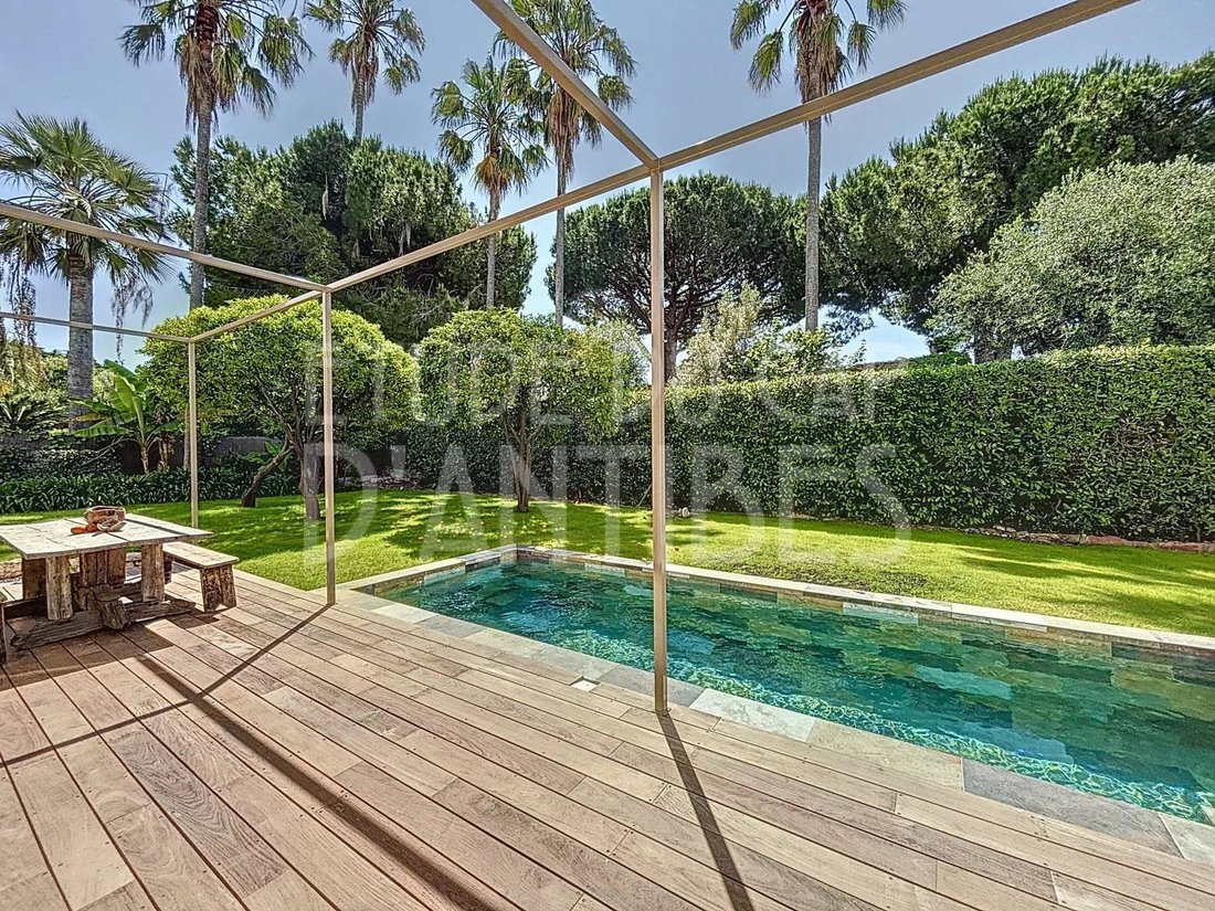 House in Fontmerle, Antibes, France 2 - 15389613