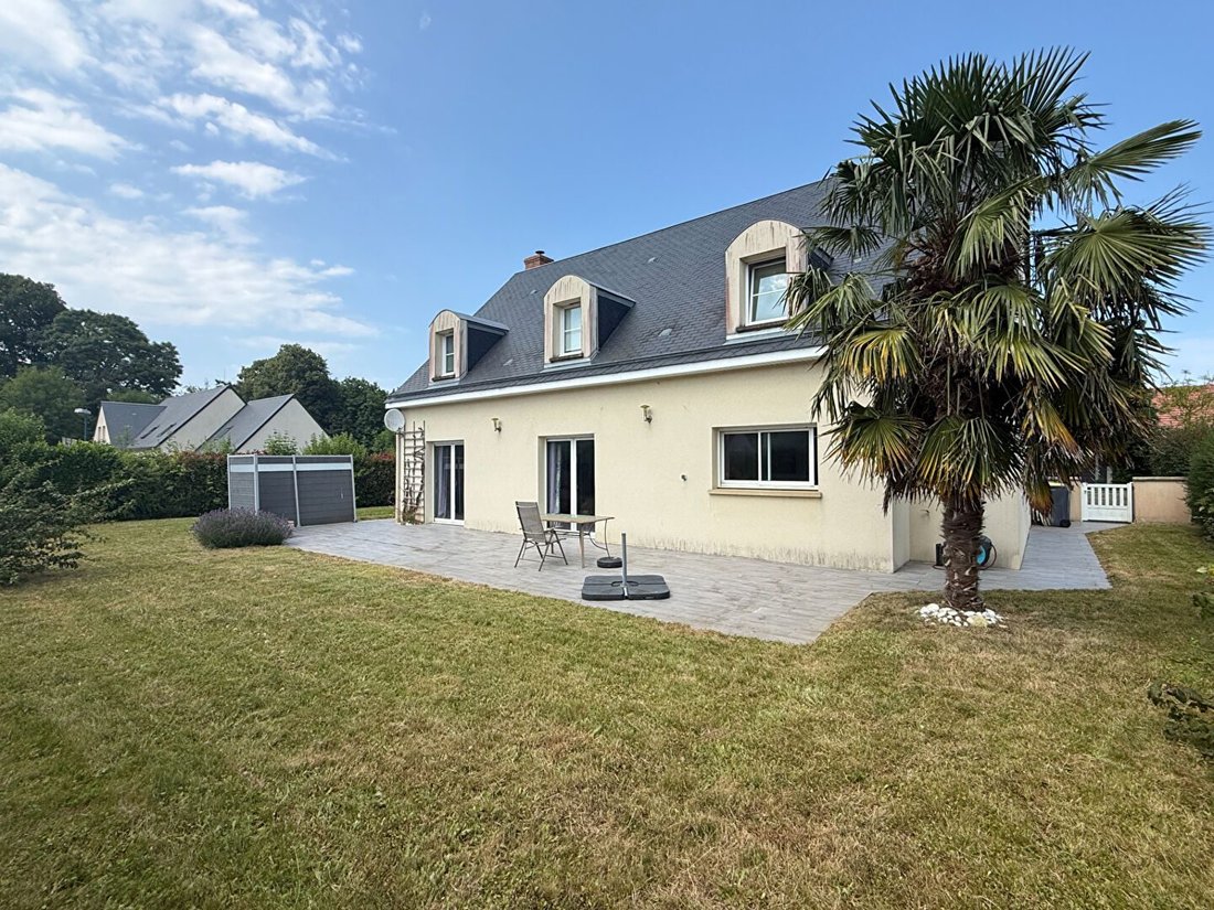 House in Lion-sur-Mer, Normandy, France 2 - 18363606