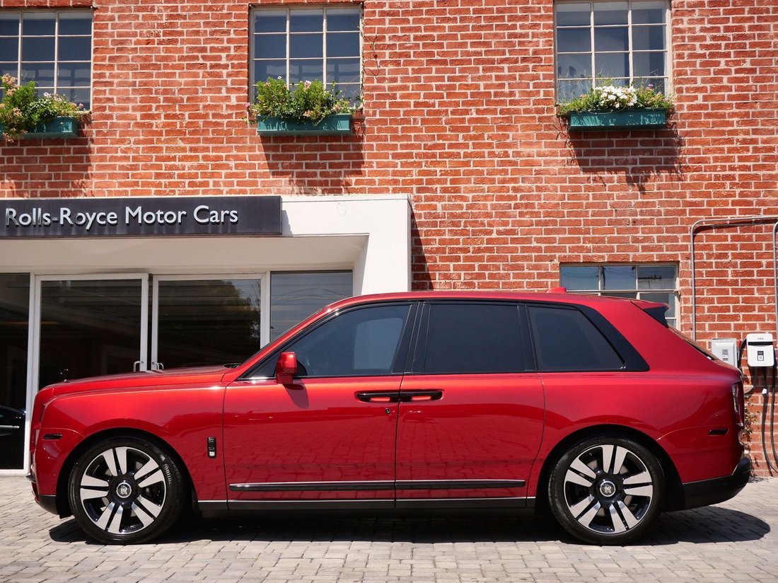 Suv in Beverly Hills, CA, United States 3 - 18546502