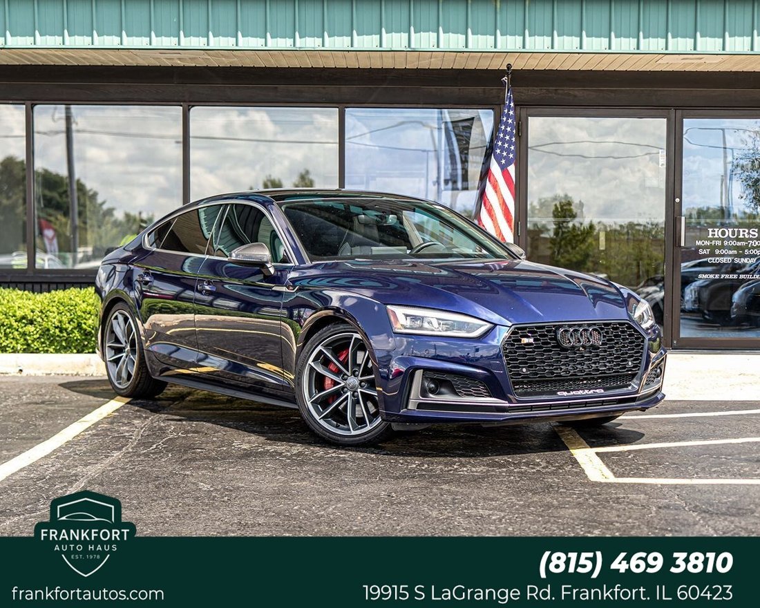 Sedan in Frankfort, IL, United States 1 - 18582184