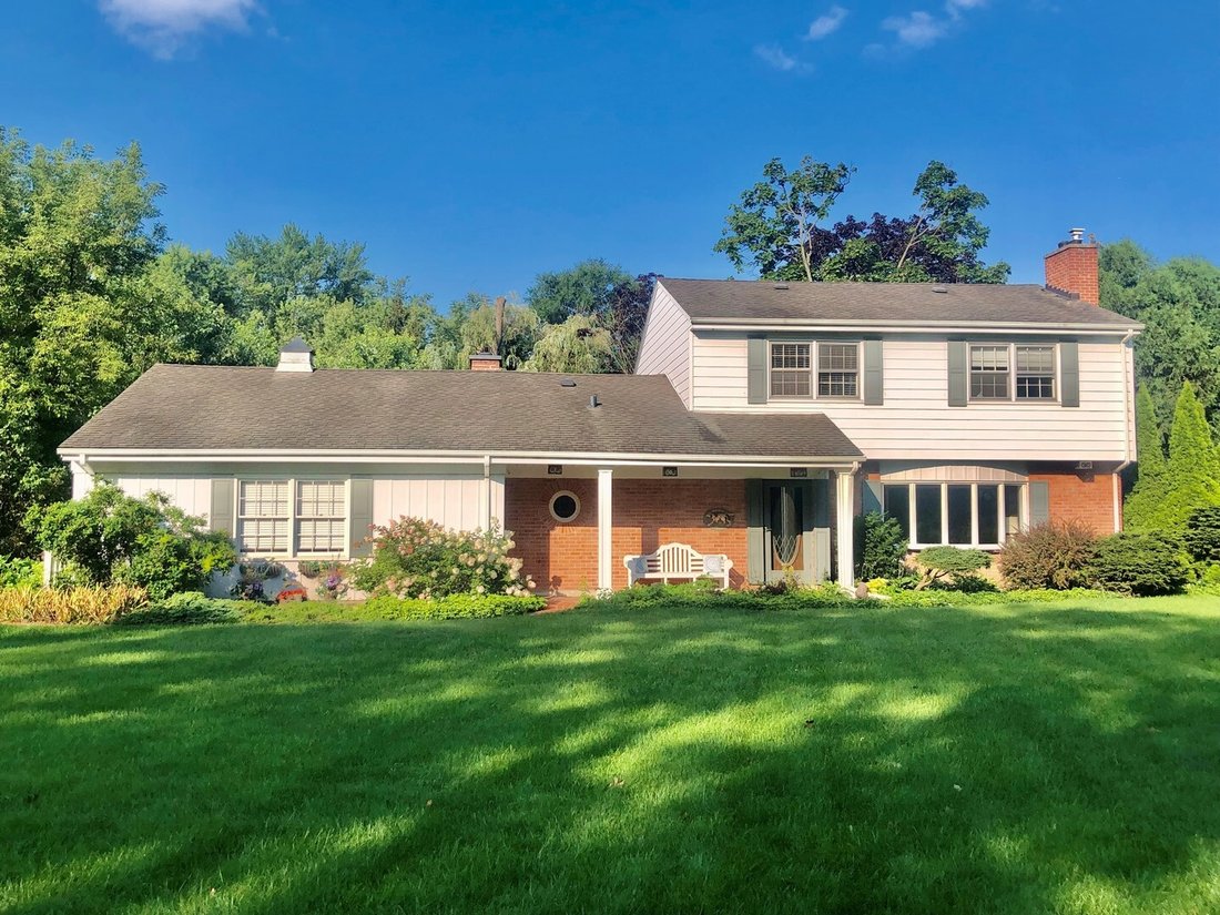 House in Lake Bluff, Illinois, United States 2 - 18616310