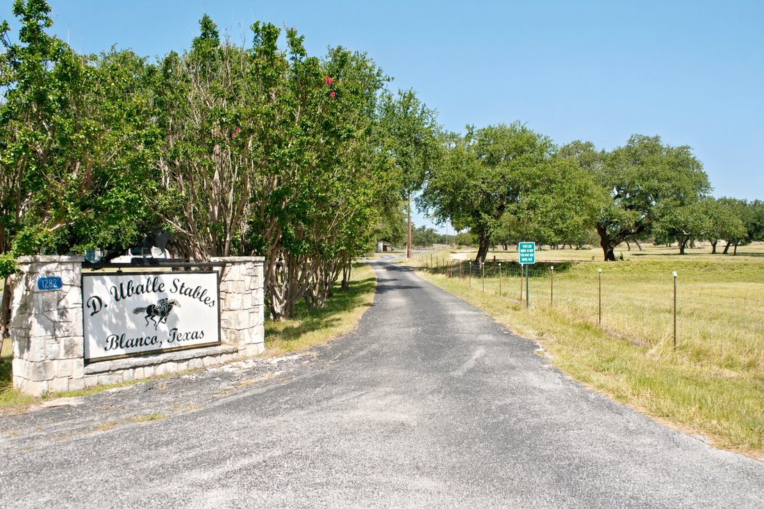 Farm Ranch in Wimberley, Texas, United States 1 - 18615898