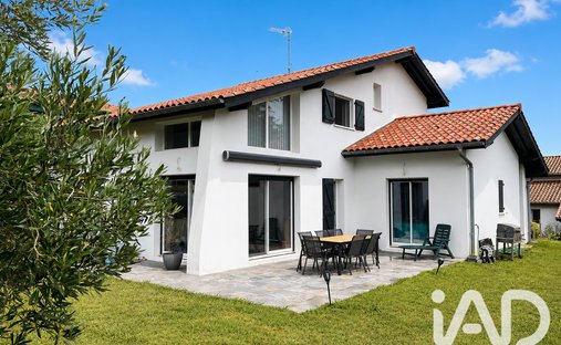 House in Sare, Nouvelle-Aquitaine, France 1