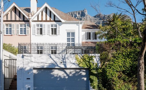 House in Cape Town, Western Cape, South Africa 1