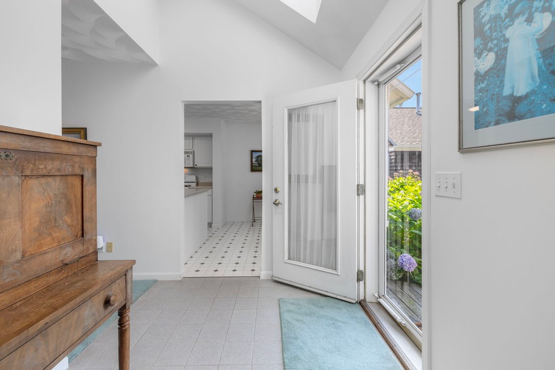 Condo in Narragansett, Rhode Island, United States 5 - 18615895