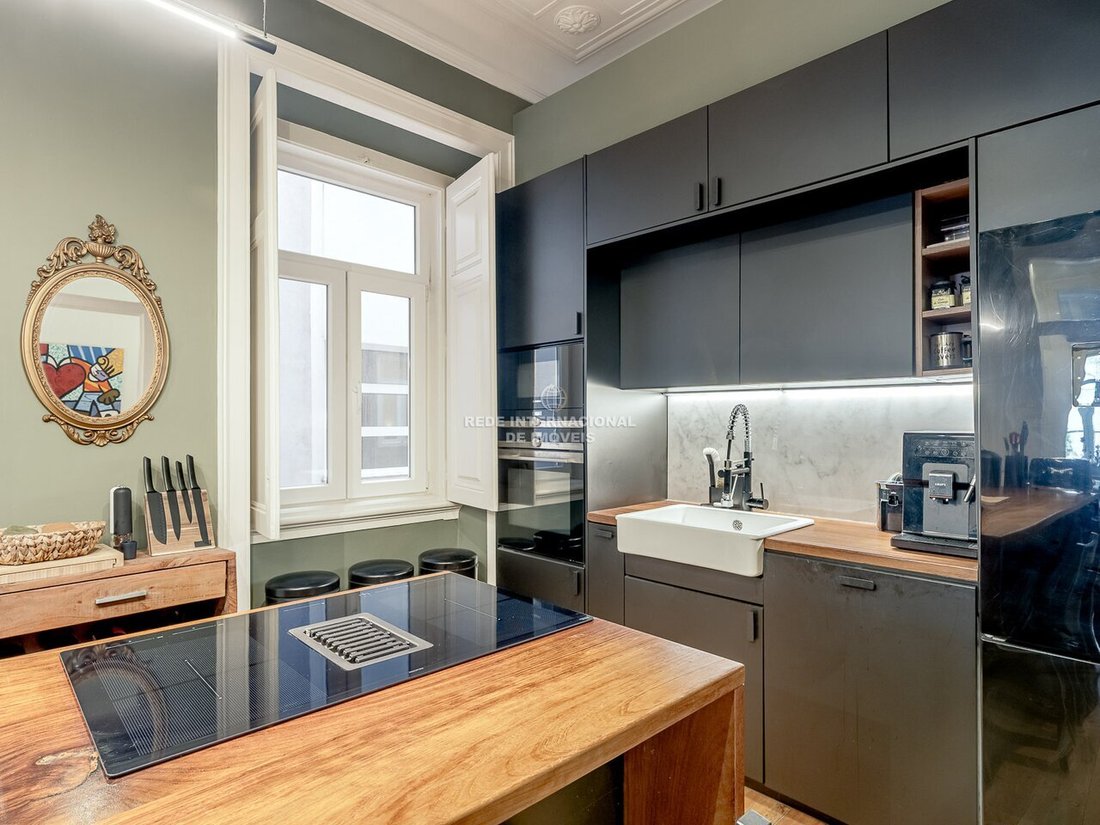 Apartment in Avenidas Novas, Lisbon, Portugal 3 - 18014249