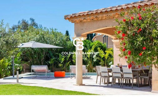 Villa in La Londe-les-Maures, Provence-Alpes-Côte d'Azur, France 1