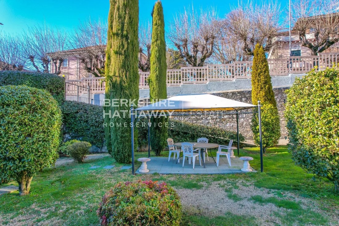 Villa in Gavirate, Lombardy, Italy 5 - 18621560