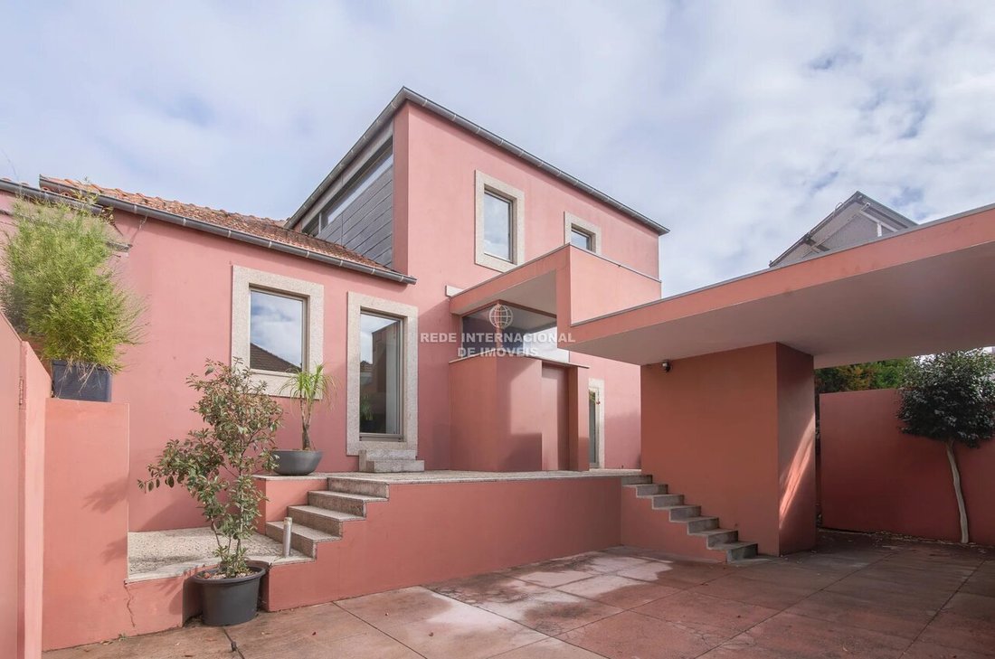 House in Matosinhos e Leca da Palmeira, Porto District, Portugal 2 - 17803115