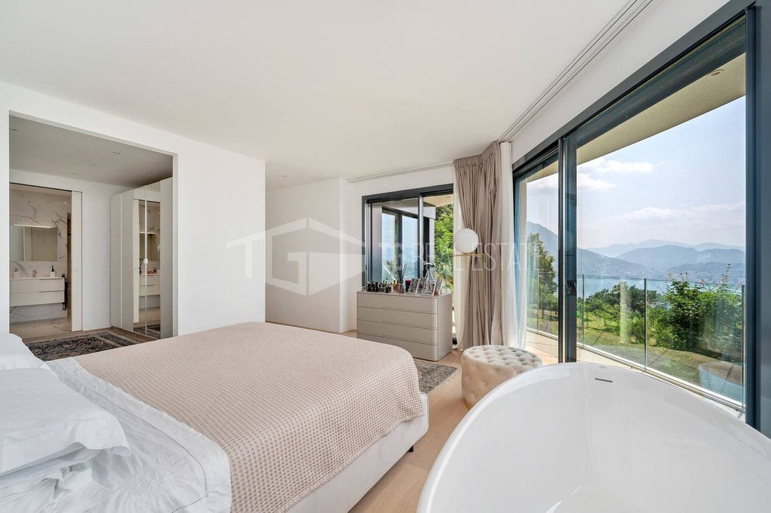 Villa in Lugano, Ticino, Switzerland 2 - 18621247