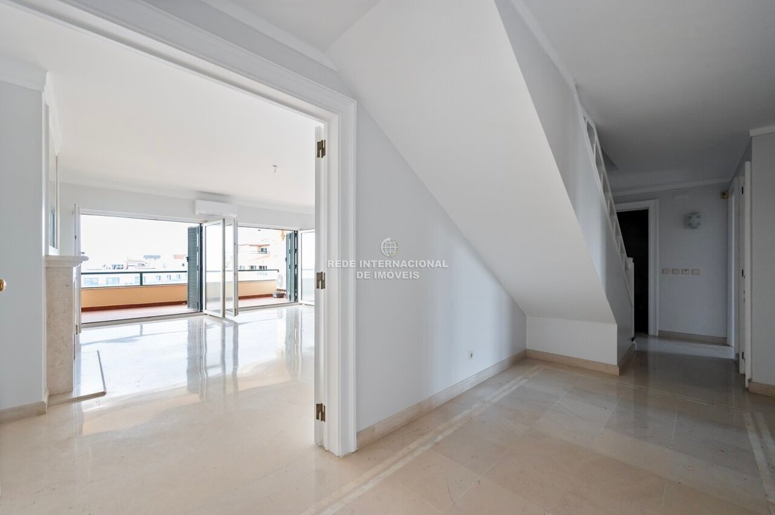 Appartamento a Cascais e Estoril, Lisbona, Portogallo 3 - 17500883