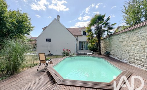Haus in Bas, Maule, Frankreich 1