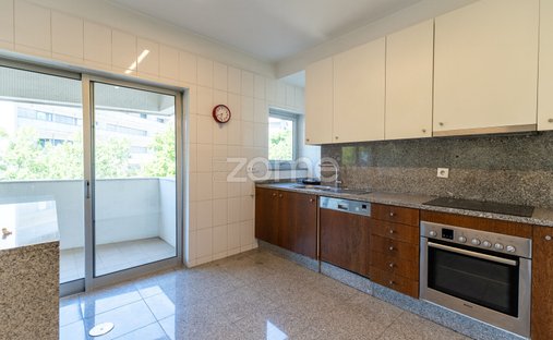 Apartamento en Azurem, Braga, Portugal 1
