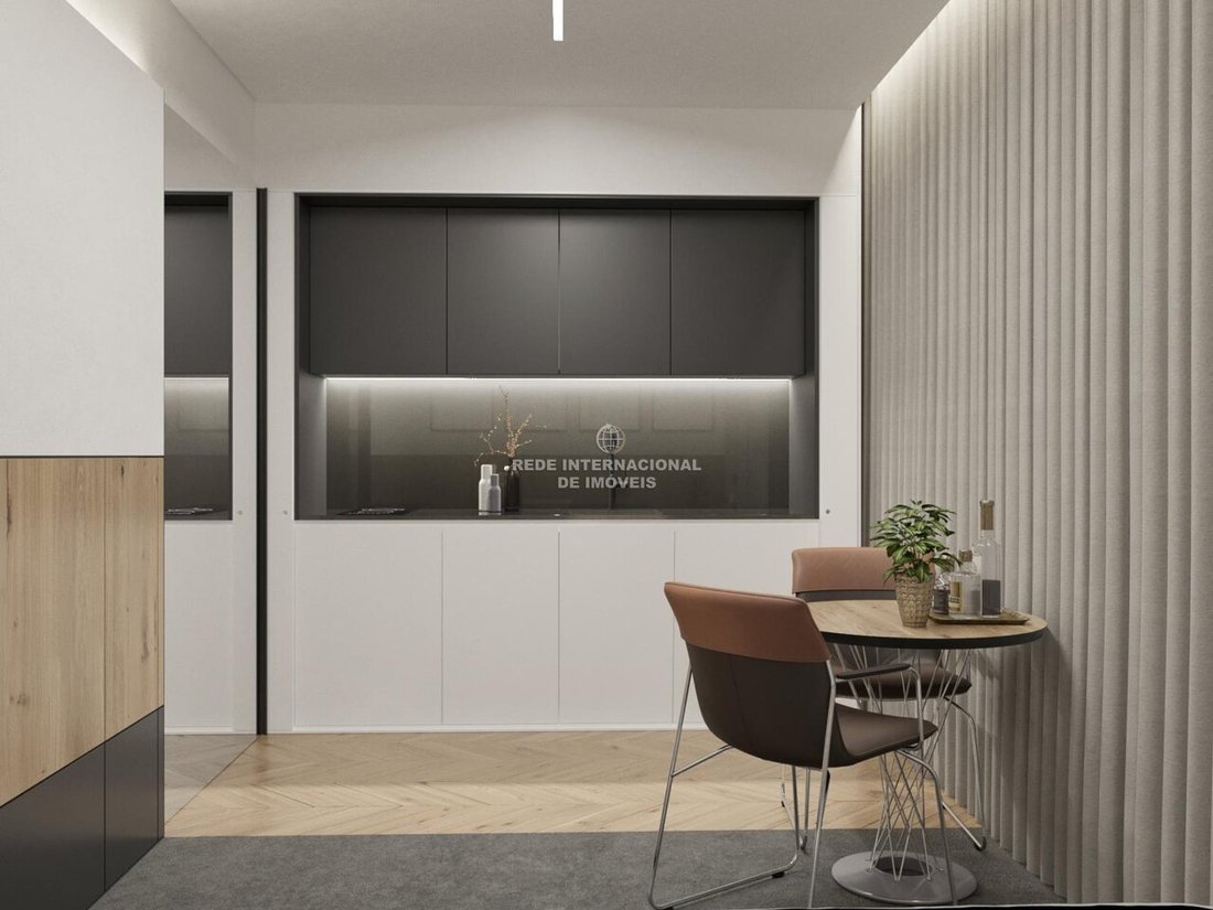 Apartment in Cedofeita, Santo Ildefonso, Se, Miragaia, Sao Nicolau e Vitoria, Porto District, Portugal 2 - 17378880