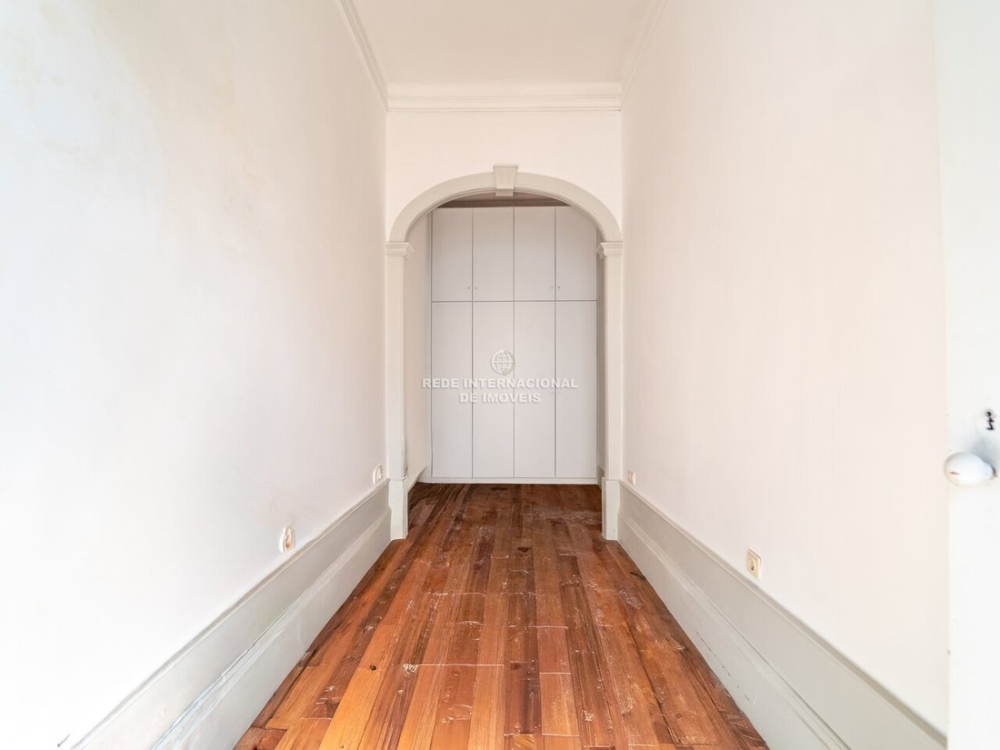 House in Cedofeita, Santo Ildefonso, Se, Miragaia, Sao Nicolau e Vitoria, Porto District, Portugal 4 - 18208676
