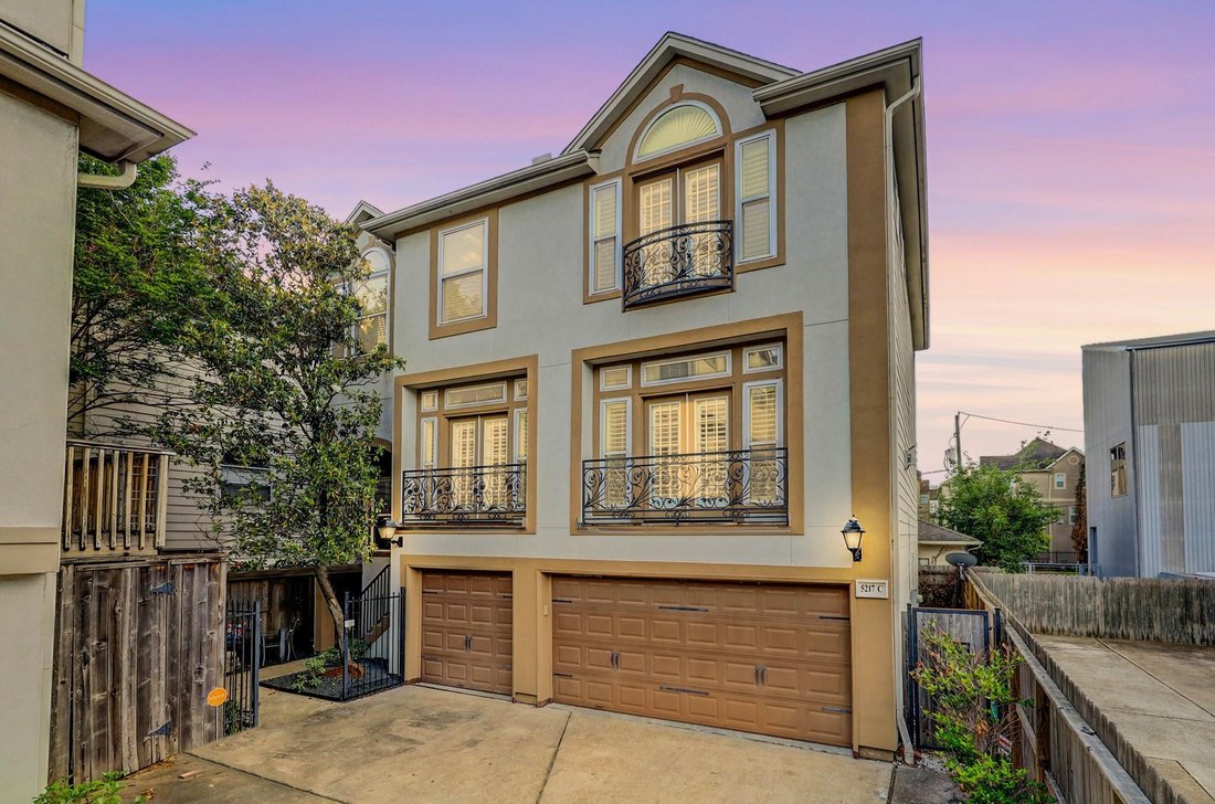 House in Houston, Texas, United States 1 - 18399428