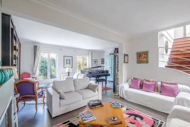 House in Centre Ville, Rueil-Malmaison, France 3 - 15869602