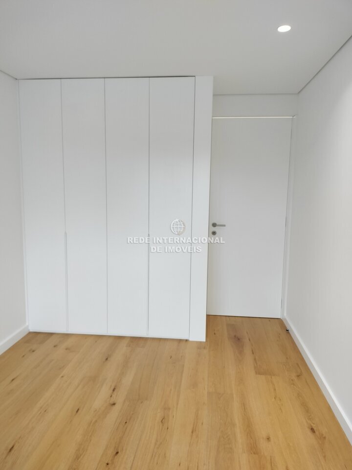 Apartamento en Lordelo do Ouro y Massarelos, Distrito de Oporto, Portugal 2 - 17500740