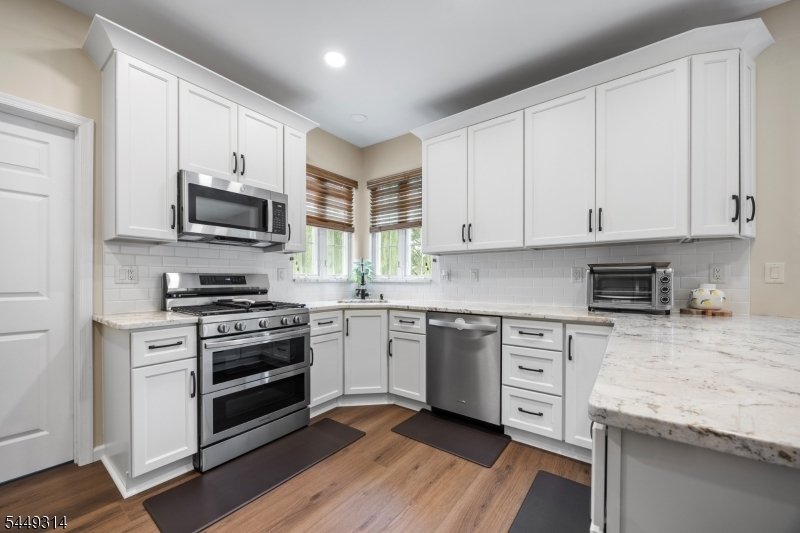 House in Lopatcong, New Jersey, United States 3 - 18617199