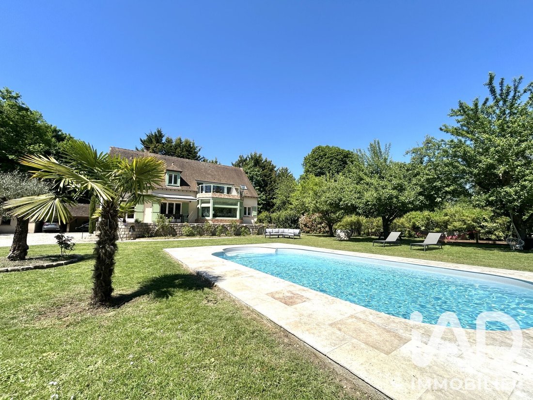 House in Samois-sur-Seine, Ile-de-France, France 1 - 18621135