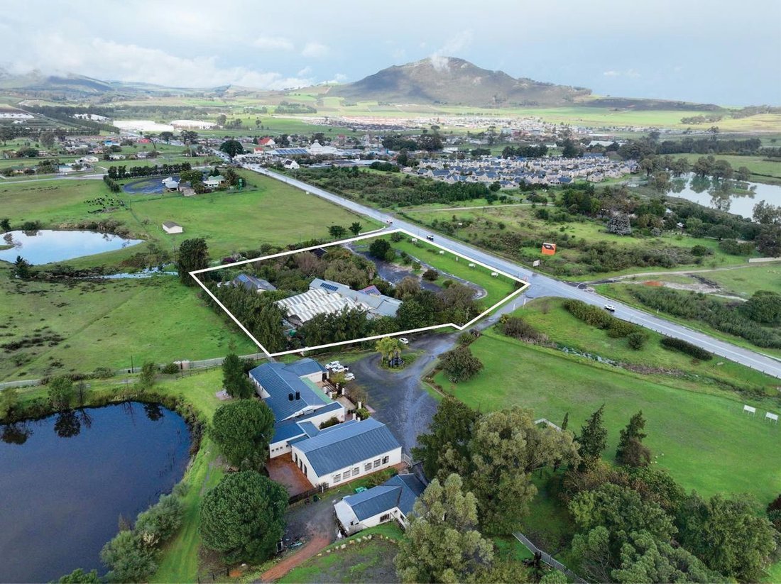 Land in Klapmuts, Western Cape, South Africa 2 - 18618023