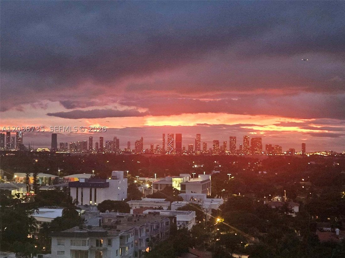 Condo in Miami Beach, Florida, United States 1 - 18188856