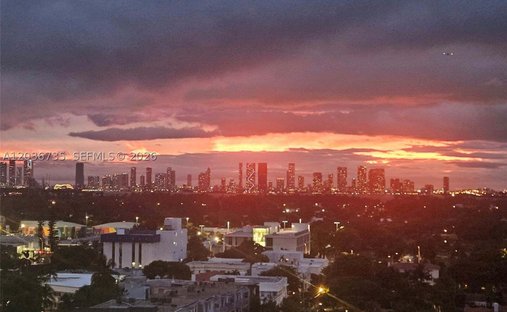 Condo in Miami Beach, Florida, United States 1