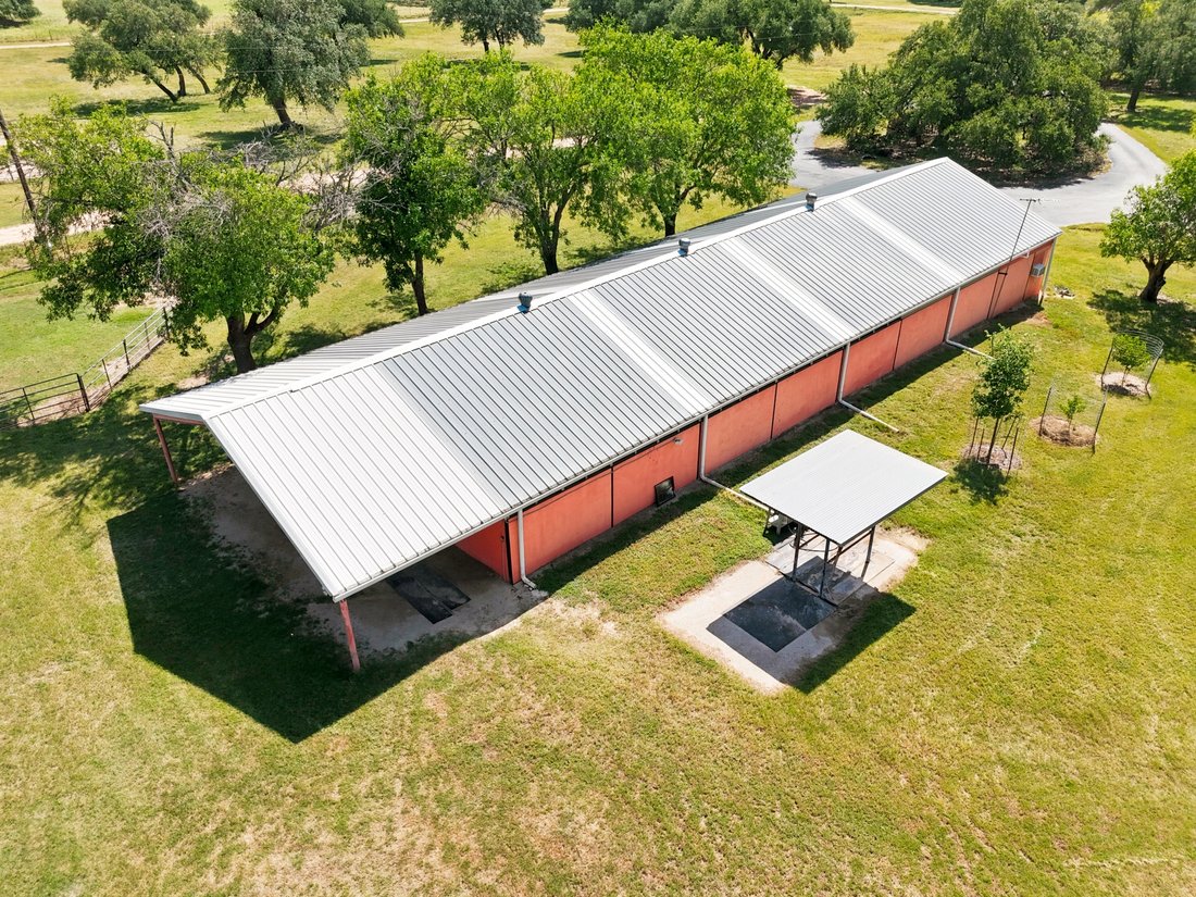 Farm Ranch in Wimberley, Texas, United States 2 - 18615898