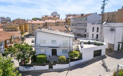 House in Gondomar (Sao Cosme), Valbom e Jovim, Porto District, Portugal 1