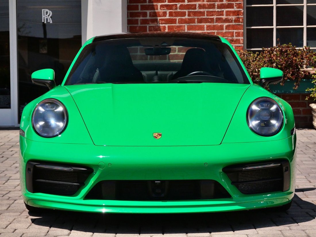 Coupe in Beverly Hills, CA, United States 2 - 18616167