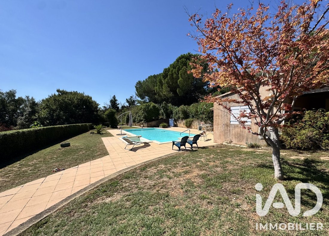 House in Zone Nord, Saint-Gilles, France 5 - 18617067