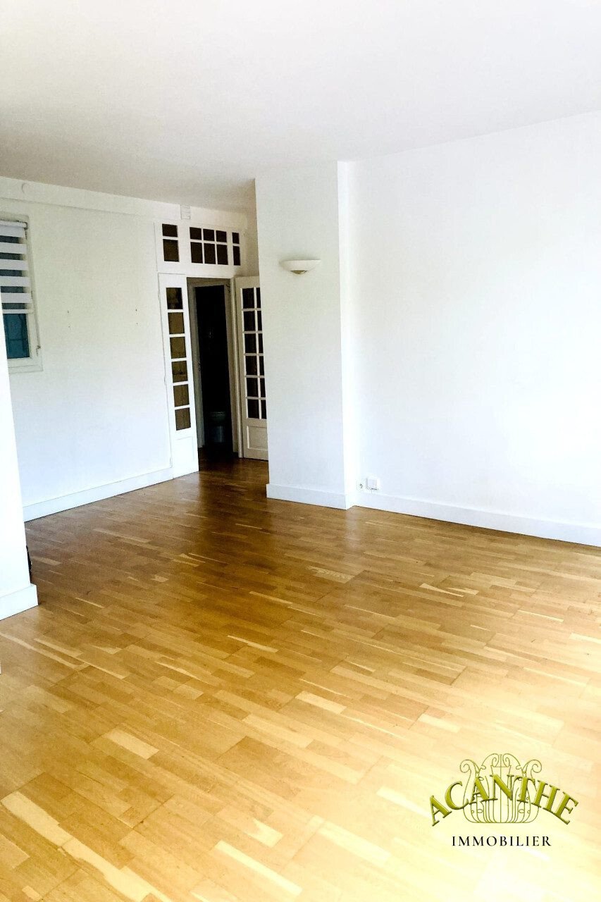 Apartment in Bois de Boulogne, Paris 16e Arrondissement, Paris 2 - 18619898