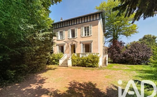 House in Tassin le Bourg, Tassin-la-Demi-Lune, France 1