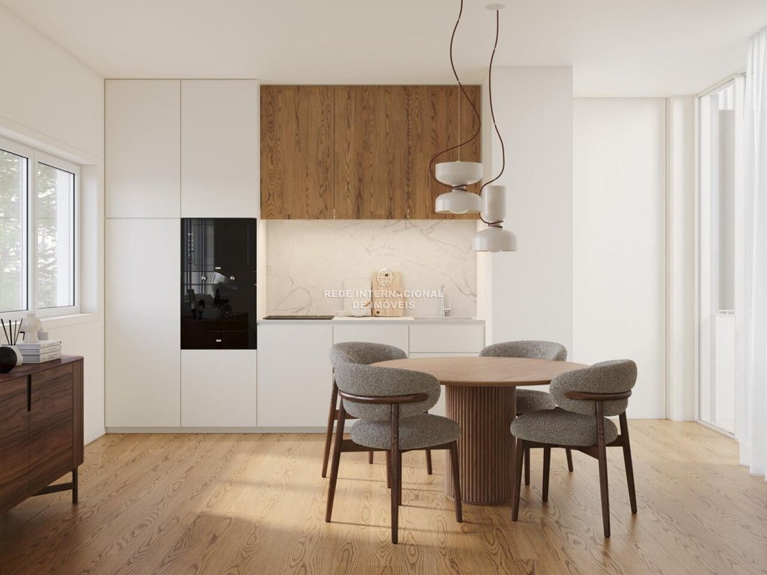 Apartment in Cedofeita, Santo Ildefonso, Se, Miragaia, Sao Nicolau e Vitoria, Porto District, Portugal 2 - 17803069
