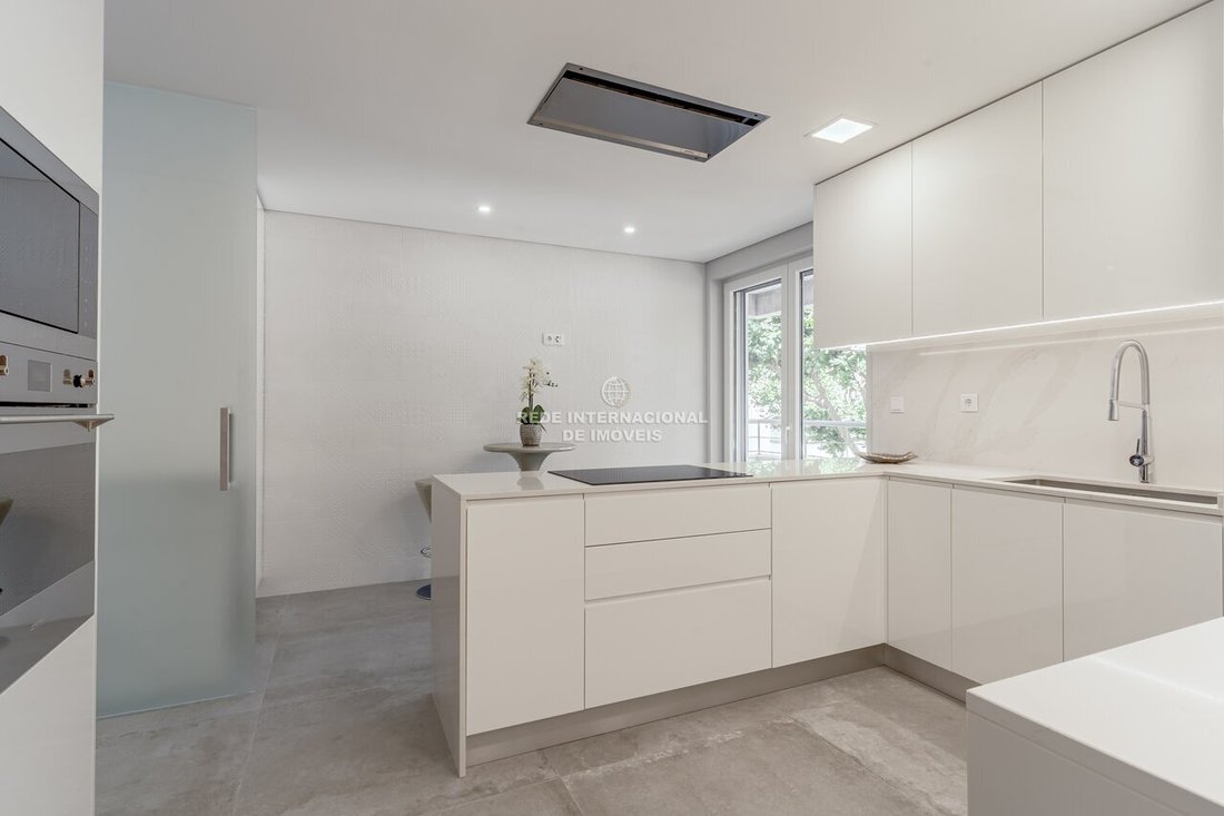 Apartment in Carcavelos e Parede, Lisbon, Portugal 5 - 18208783